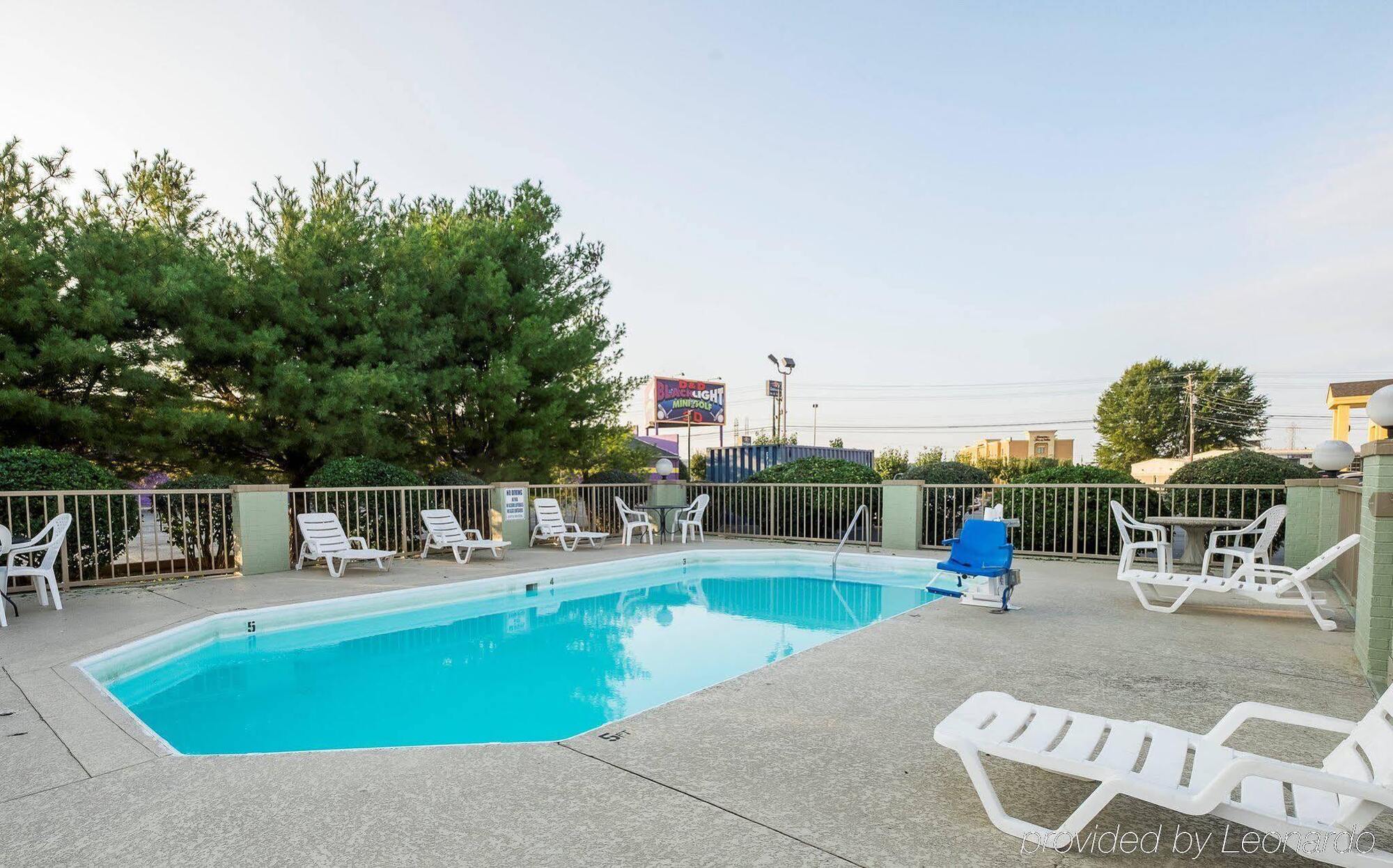 Red Roof Inn Clarksville Exterior foto